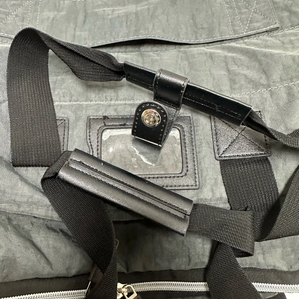 Biqggi gray zip sack like‎ new